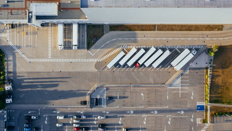 Logistik-Center aus der Vogelperspektive